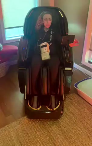 FJ-8500 Plus Rolls Royce AI 4D Luxury Massage Chair with Oxygen Therapy System Dr. Heather Skeens